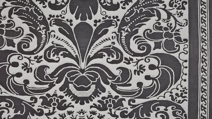 Caravaggio Ebony & white