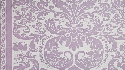 Caravaggio Lavender & white