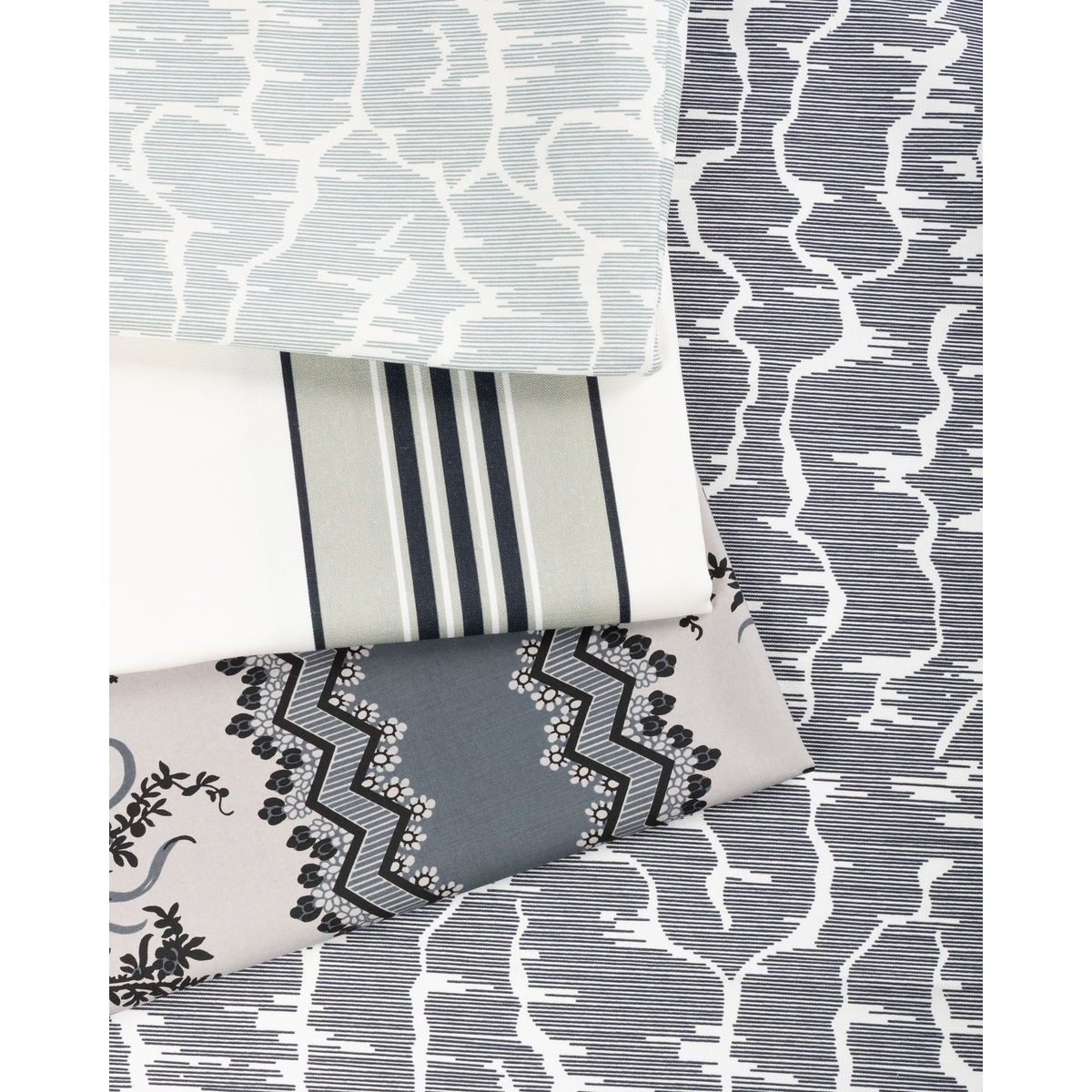 Leves Fabric by Brunschwig & Fils in Noir
