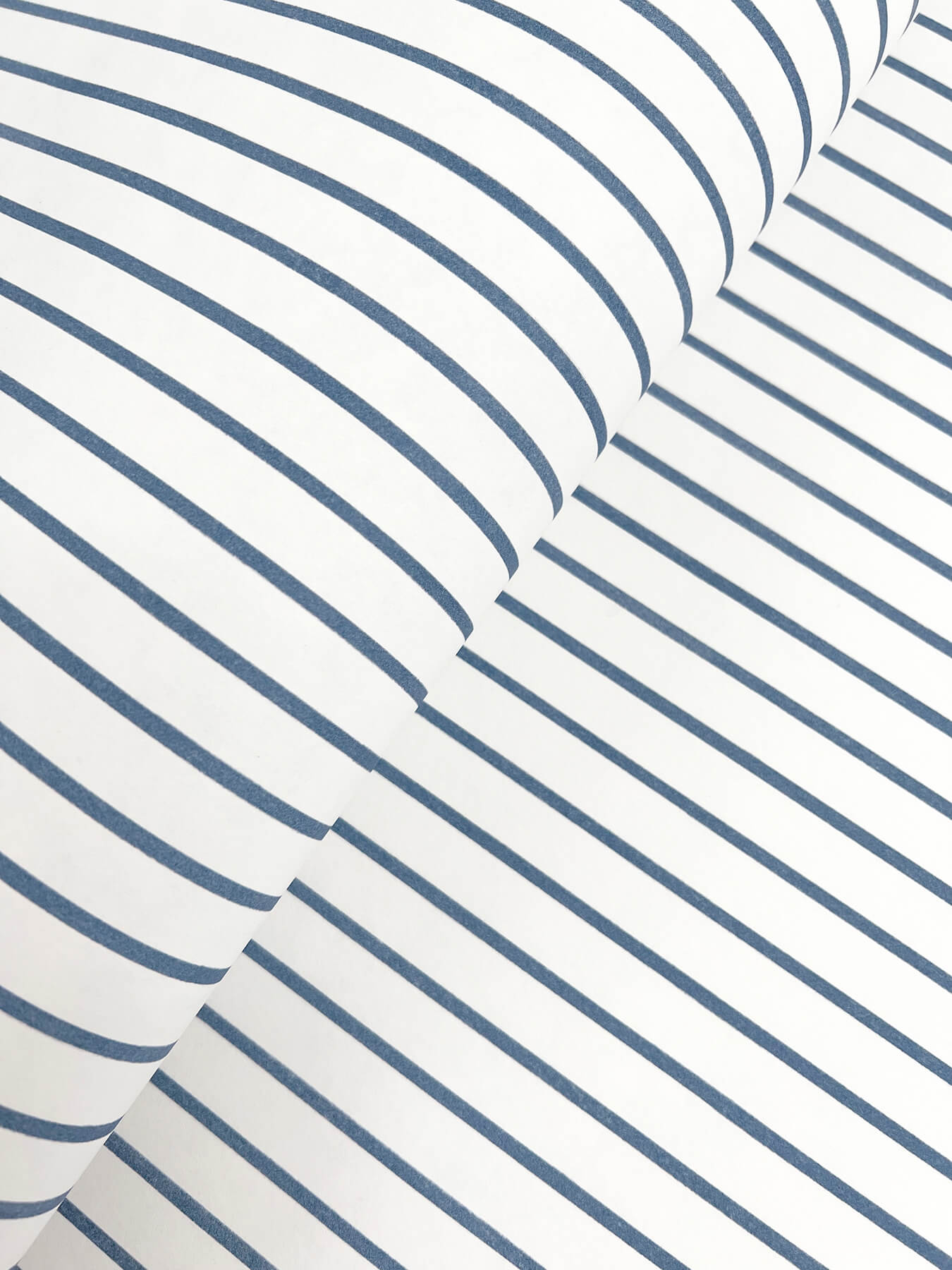 Oliver Simple Stripe Wallpaper