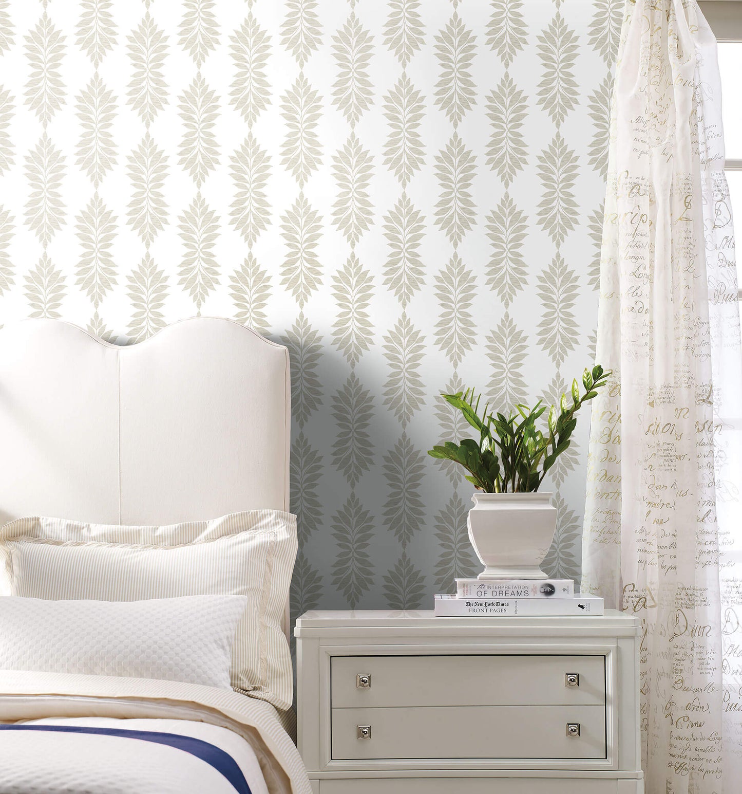 Broadsands Botanica Wallpaper