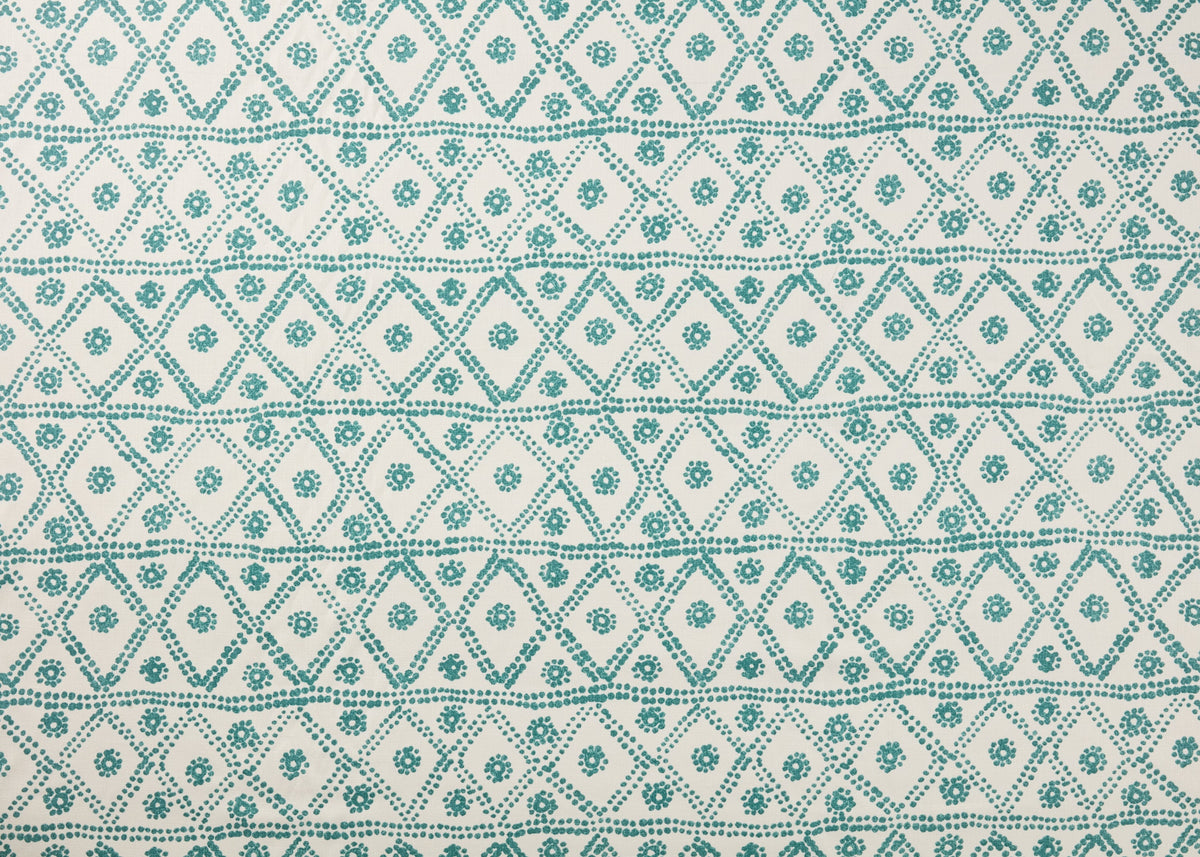 Zig Zag Reverse Fabric by Carolina Irving in Nile/Oyster