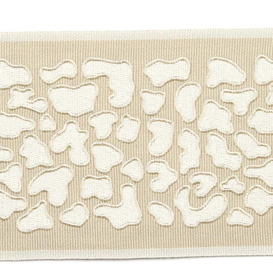 TRH21046 Trim