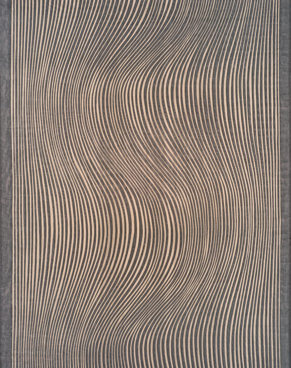 Delphia Charcoal & silver