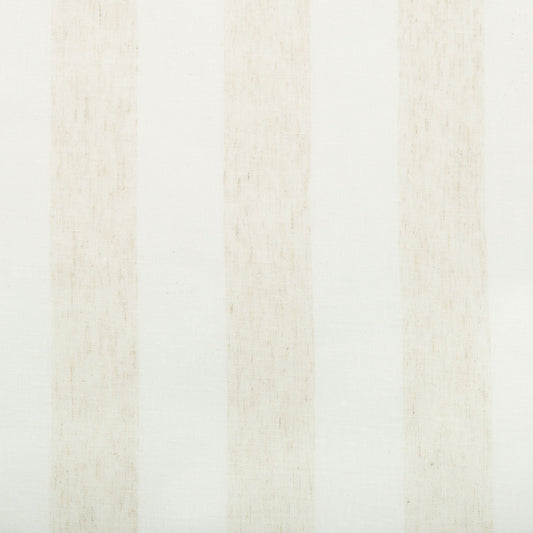 Villamoura Fabric by Gaston y Daniela in 01