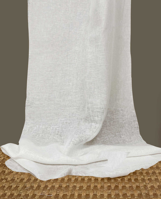Abelia Fabric by Gaston y Daniela in Blanco