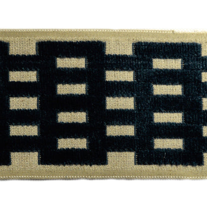 TRH21091 Trim