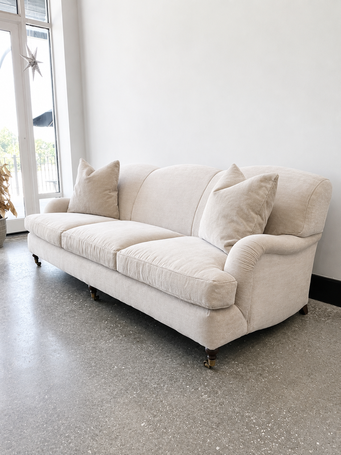 Ralph Lauren English Roll Arm Sofa in Savoie Plush