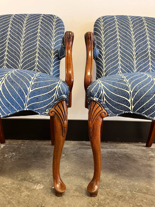 Whale Tail Chair