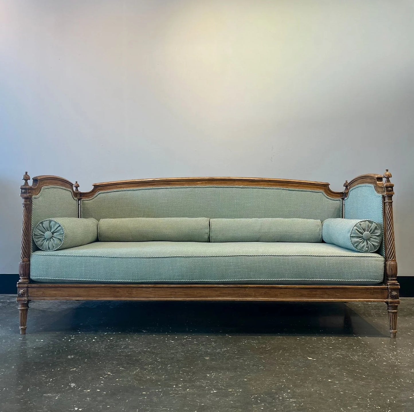 Matcha French Carved Daybed