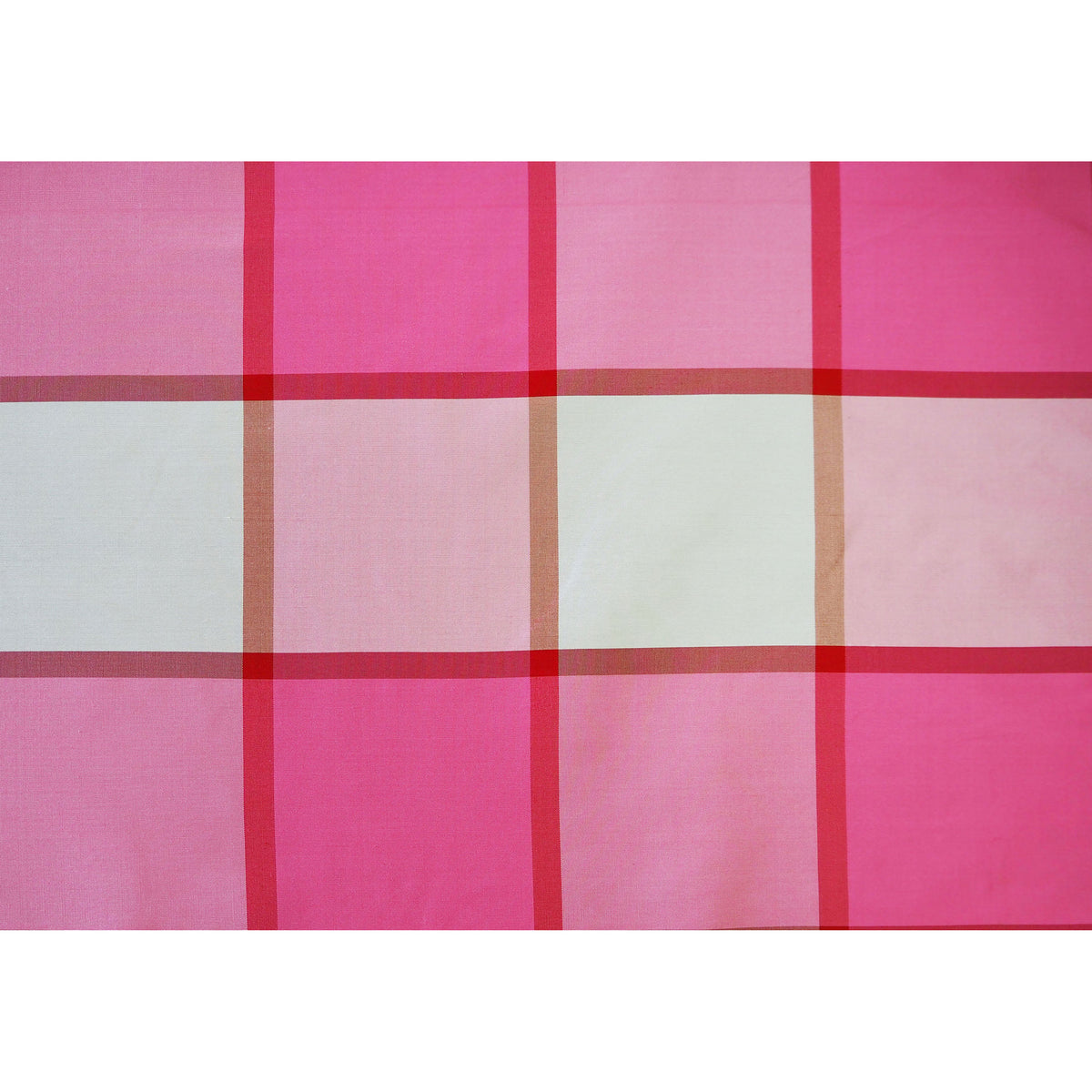 Piazza Plus Fabric by Brunschwig & Fils in Du Barry Pink