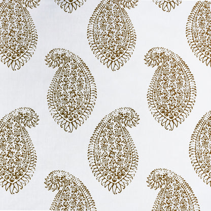 Berenguela Fabric by Gaston y Daniela in Chocolate
