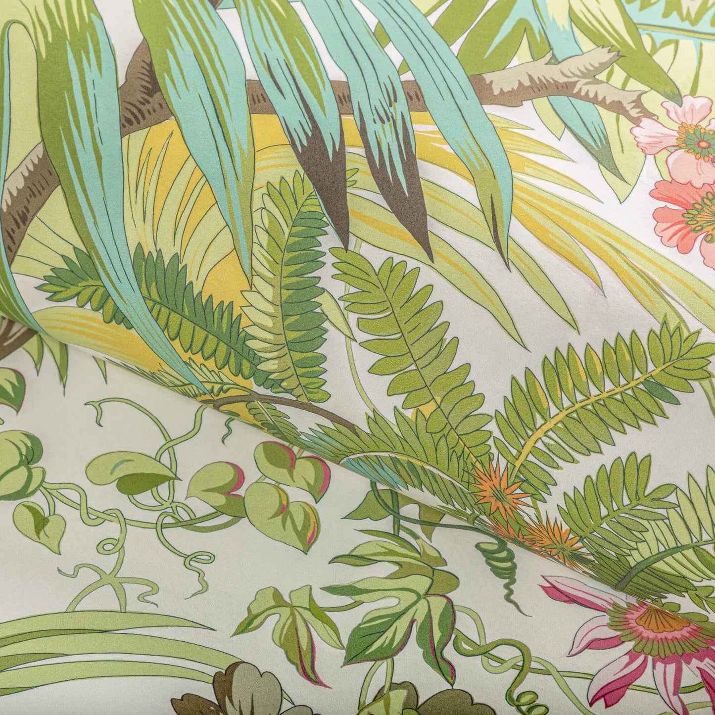 Majorelle Print Wallpaper