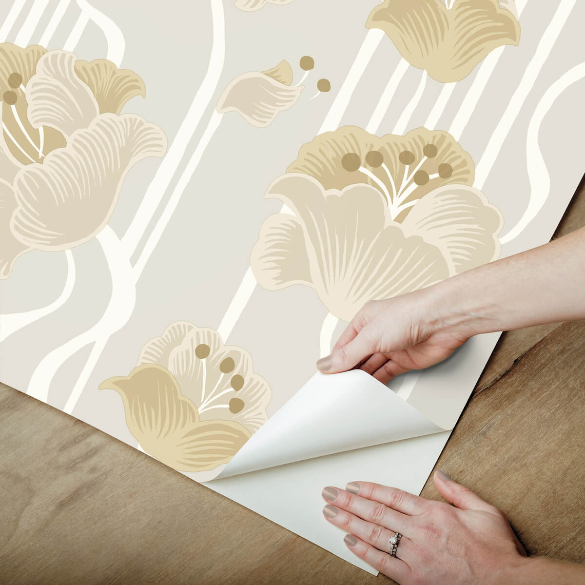 Shirley Deco Floral Peel & Stick Wallpaper