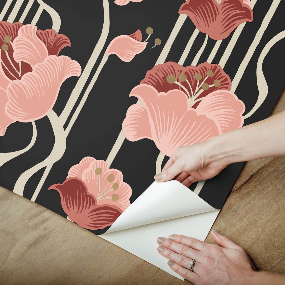 Shirley Deco Floral Peel & Stick Wallpaper