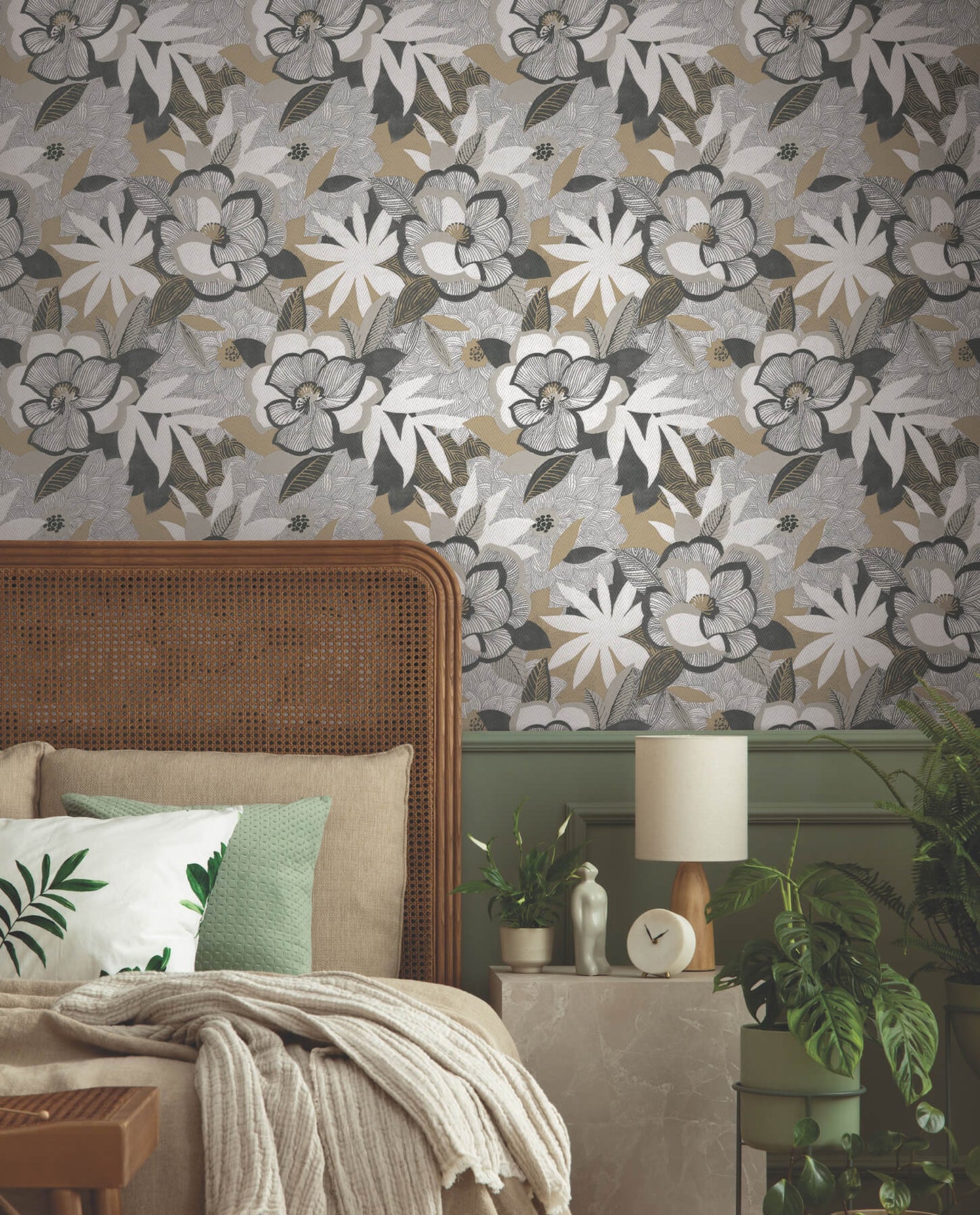 Fantasium Peel & Stick Wallpaper
