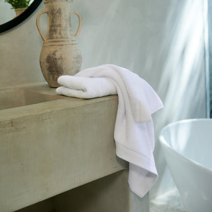 Oasis Hand Towels Pair in White