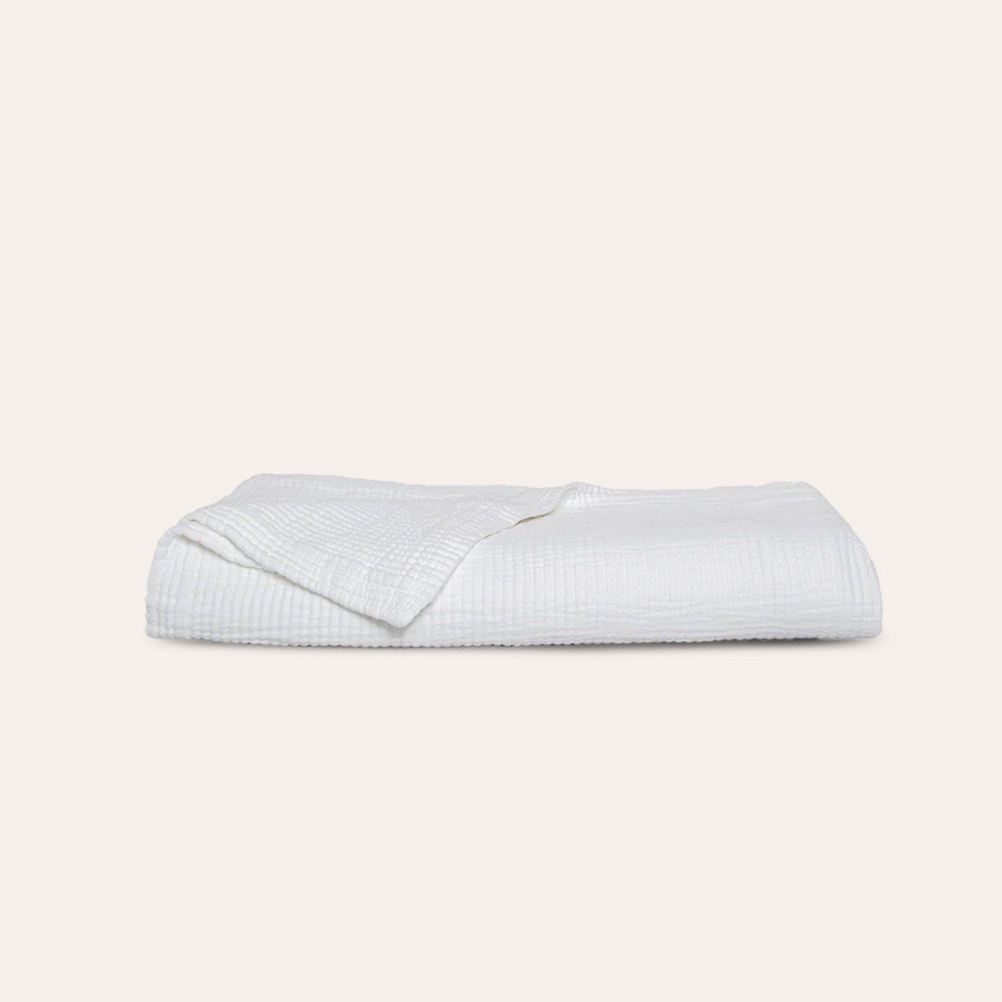 Murmur Quilt - in White - King/Cal. King