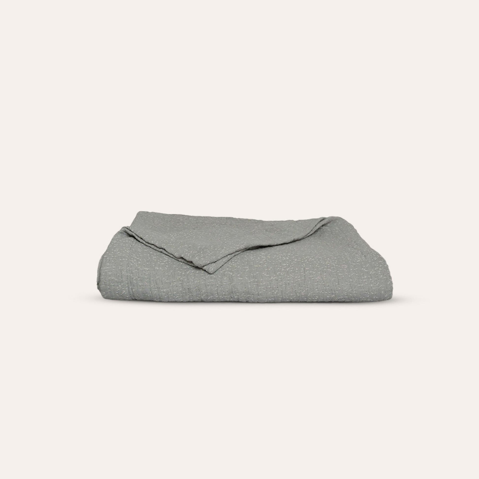 Veil Quilt - in Mist - King/Cal. King