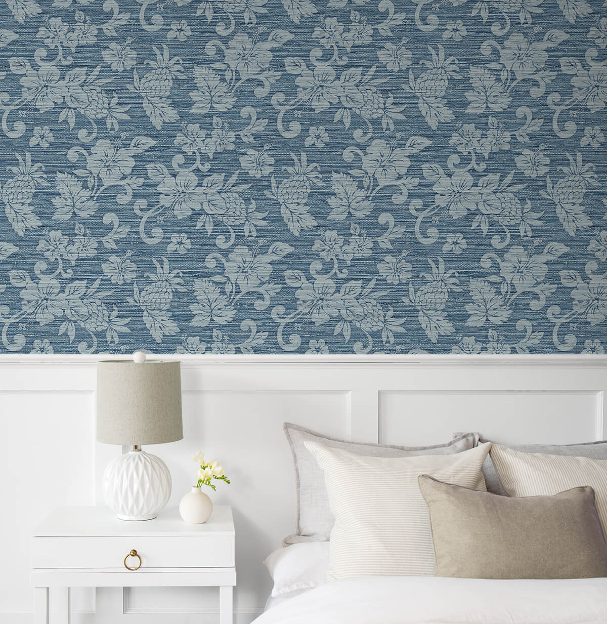 Seabrook Summer House Juno Island Floral Wallpaper - Bay Blue