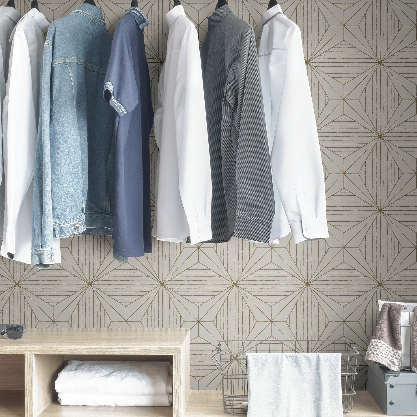 Aurum Peel & Stick Wallpaper