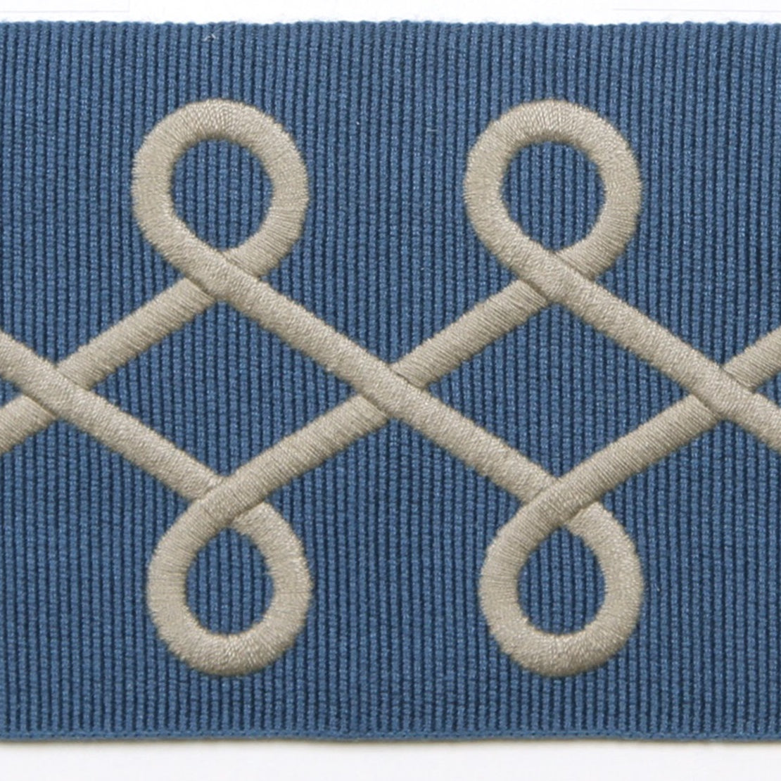 TRH21188 Trim