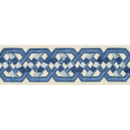 Loriyan Tape Trim by Brunschwig & Fils in Delft