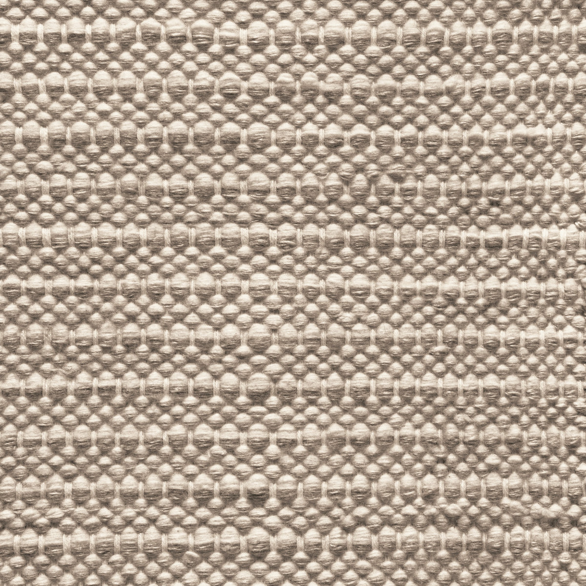 TRH-R100 rug in Warm Ivory / Mushroom