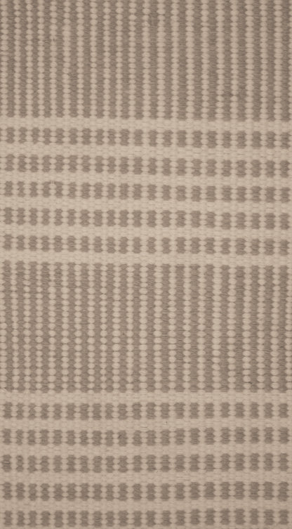 TRH-R112 rug in Warm Ivory / Mushroom