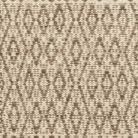 TRH-R122 rug in Parchment / Tobacco