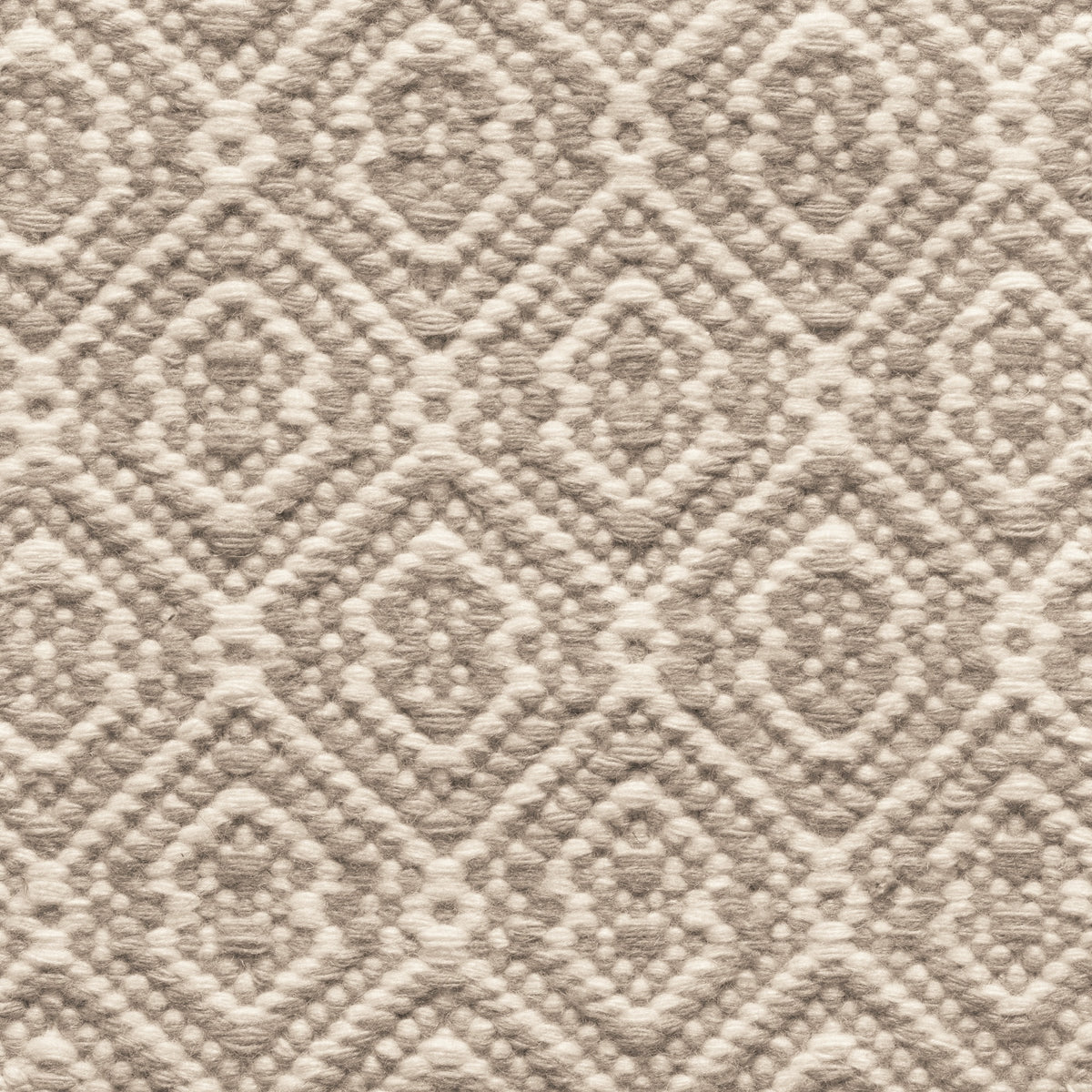 TRH-R136 rug in Warm Ivory / Mushroom