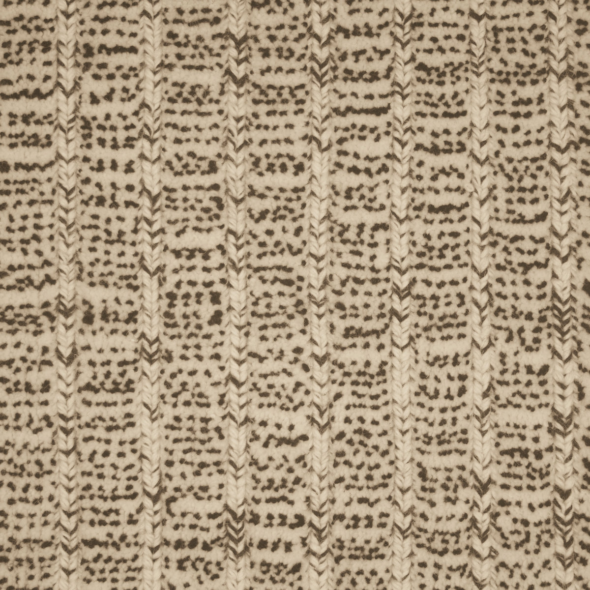 TRH-R26 rug in Parchment / Tobacco