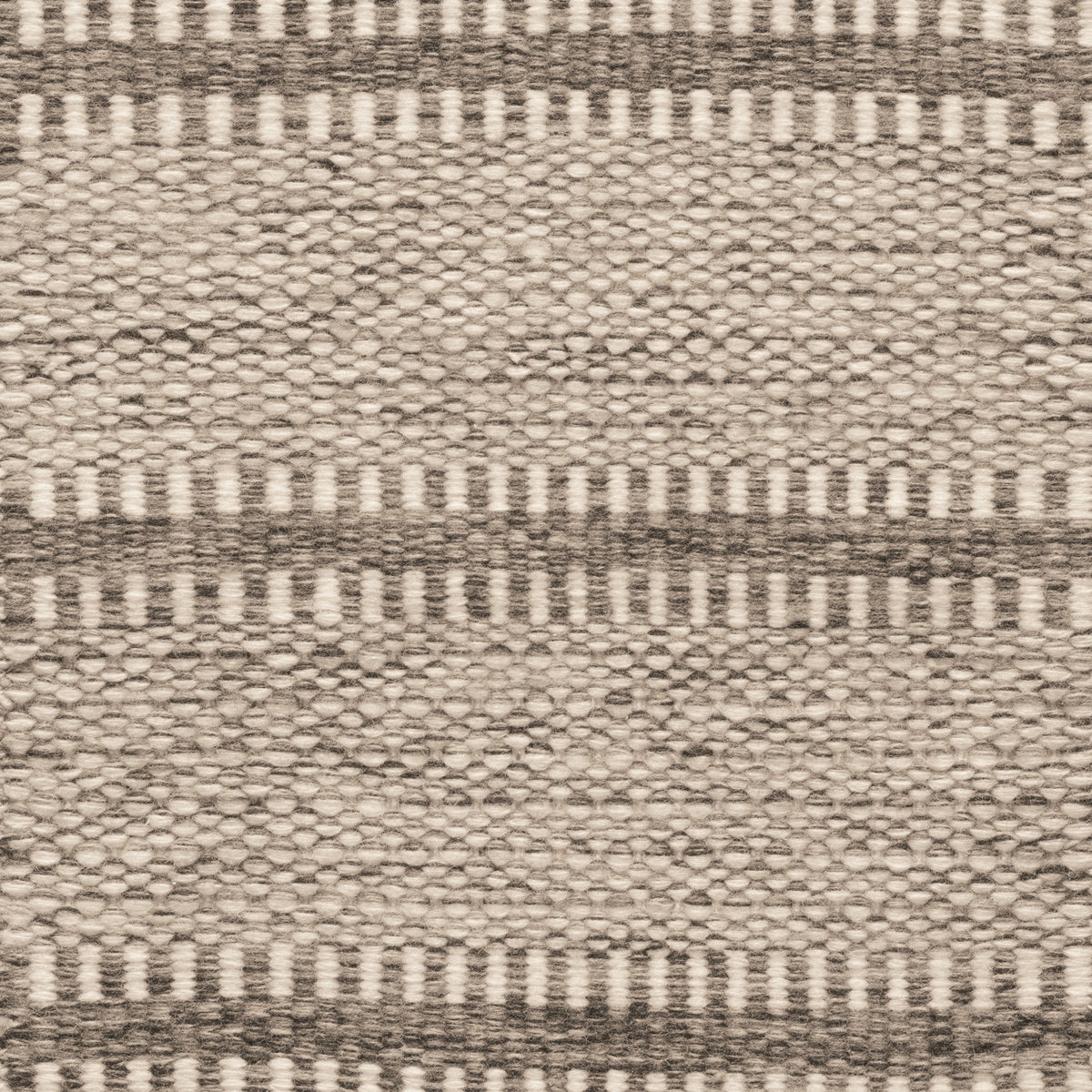 TRH-R65 rug in Warm Ivory / Mushroom