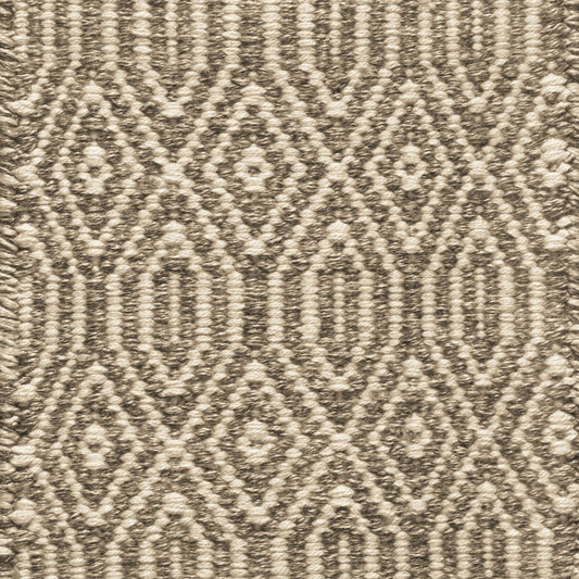 TRH-R84 rug in Oatmeal / Sand