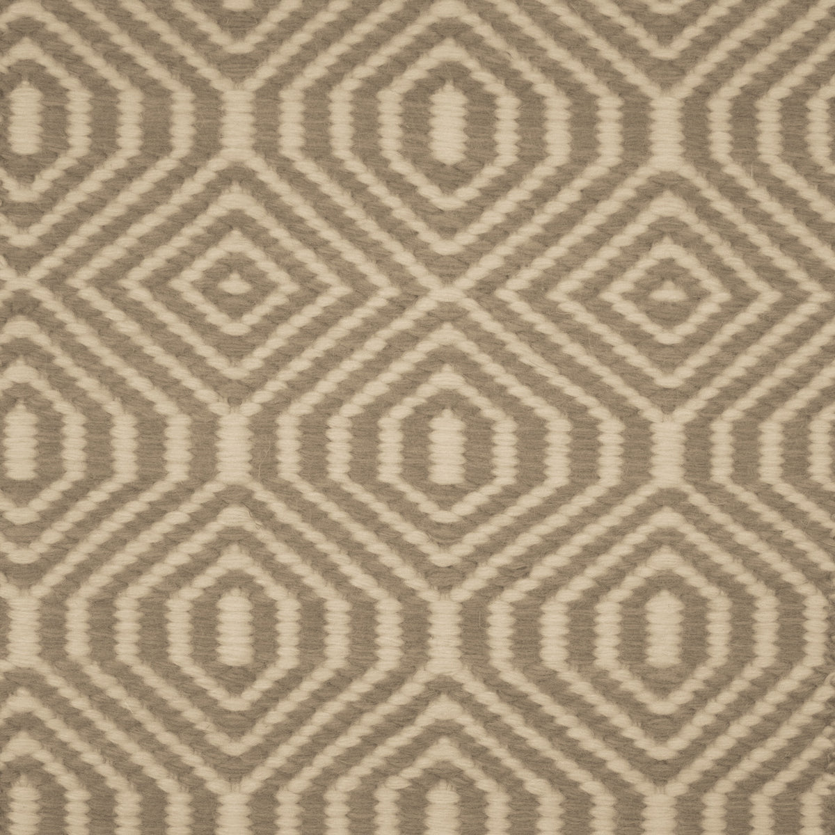TRH-R94 rug in Oatmeal / Sand
