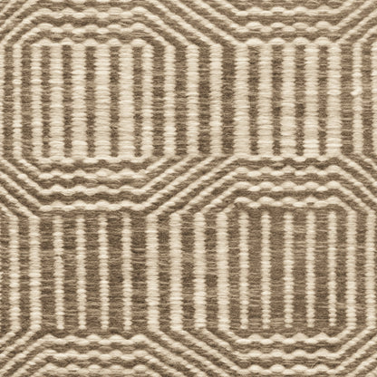 TRH-R95 rug in Parchment / Tobacco