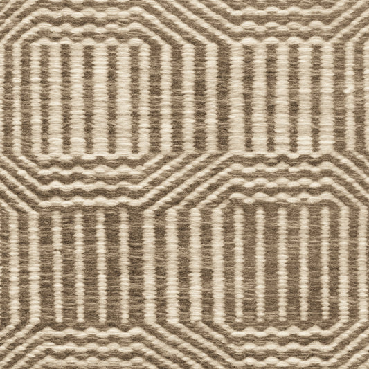 TRH-R95 rug in Parchment / Tobacco
