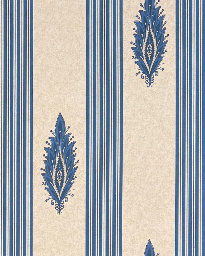 Anastasia Wallpaper by Fleurons d'Hélène in Sapphire