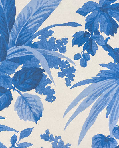 Heligan Wallpaper by Fleurons d'Hélène in Delft