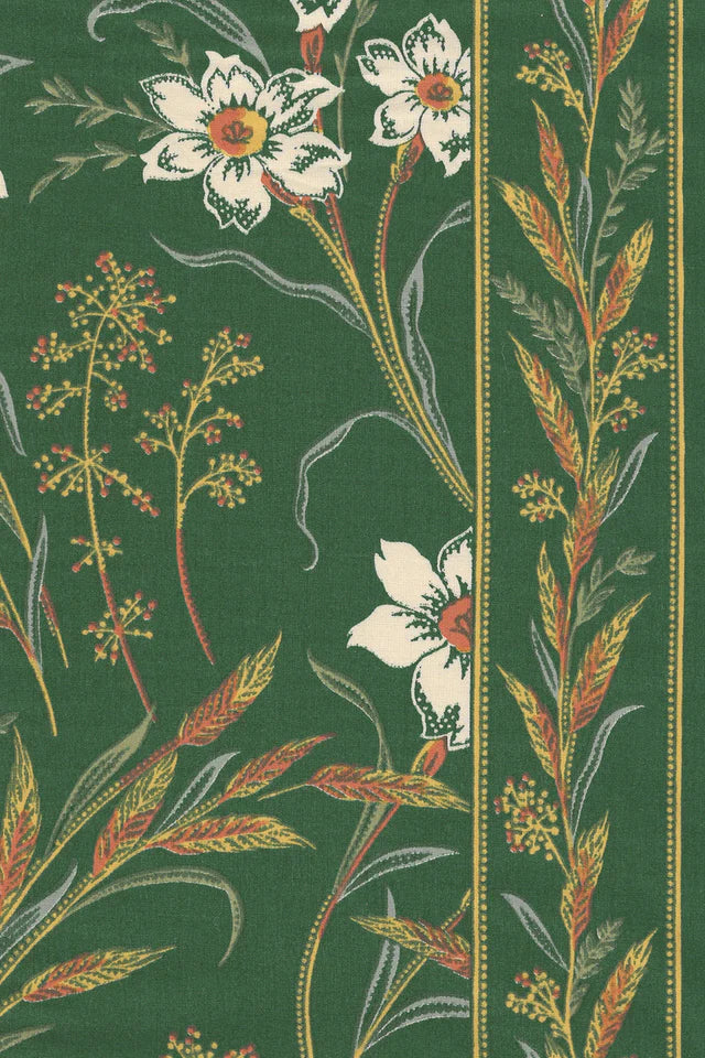 Véra Fabric by Décors Barbares in Green, border detail