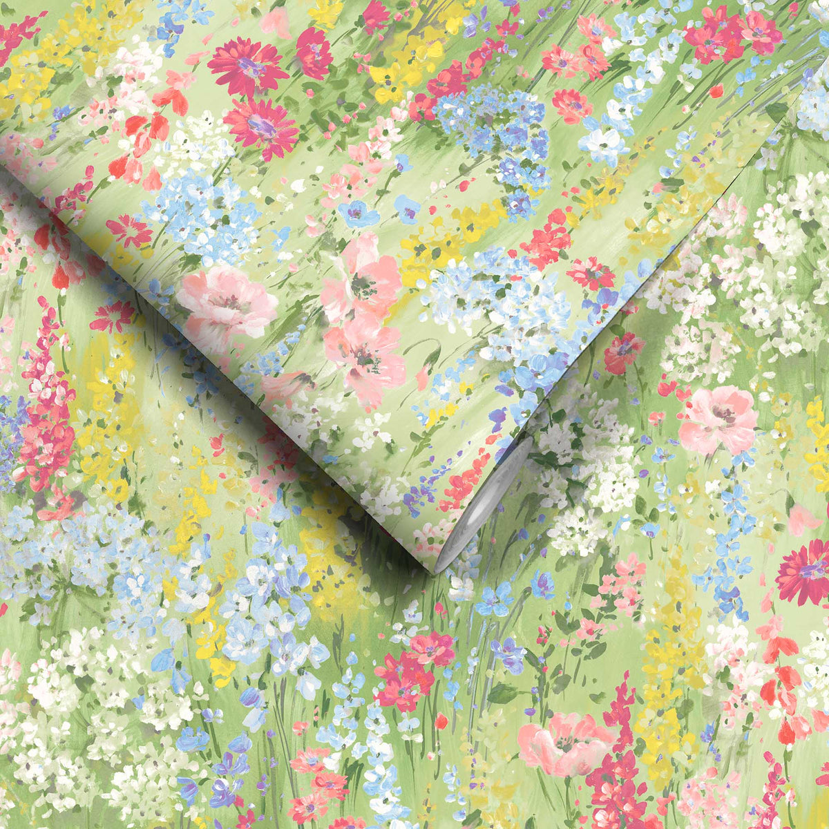 Wilderness Apple wallpaper by Woodchip & Magnolia