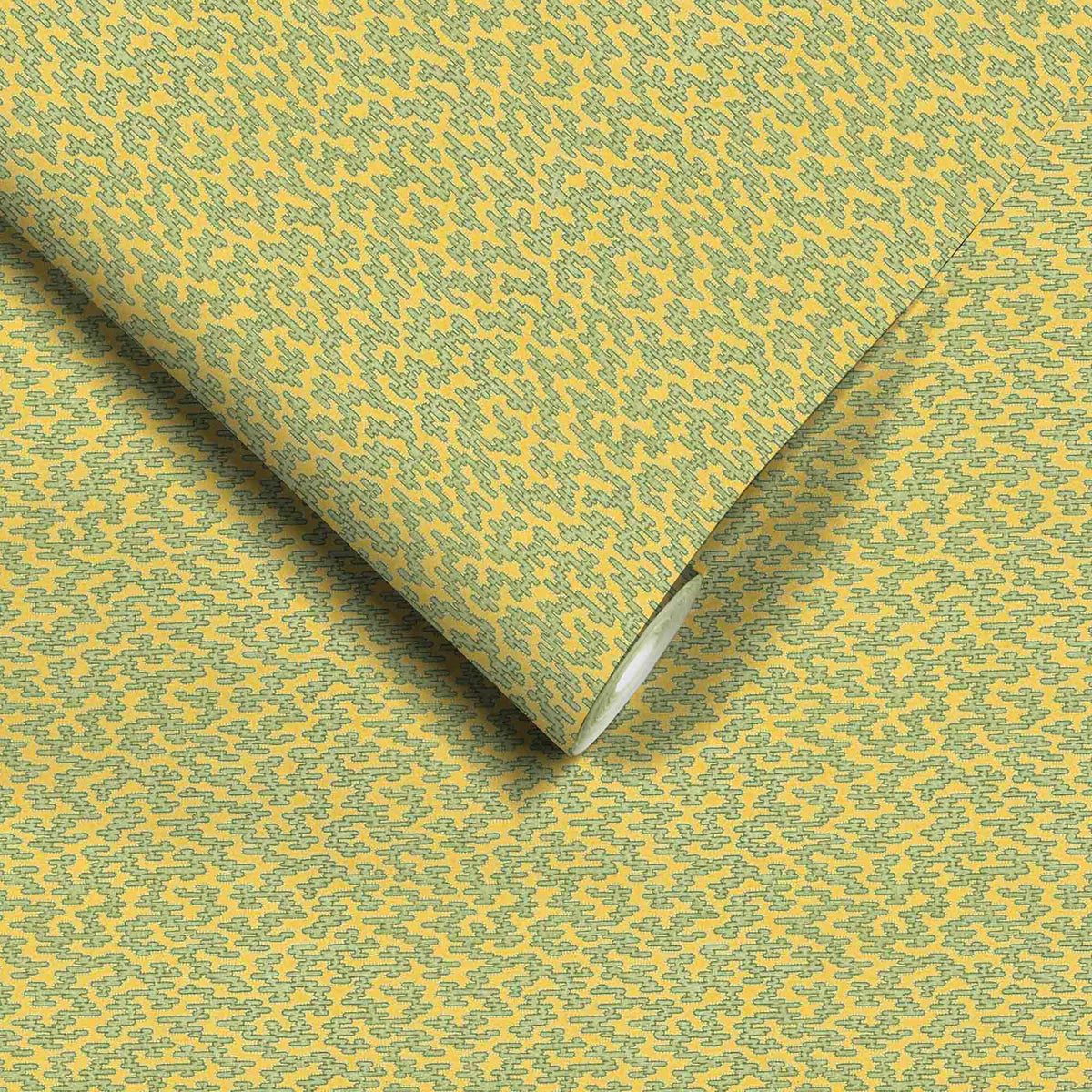 Rubigo Lemon & Lime wallpaper by Woodchip & Magnolia