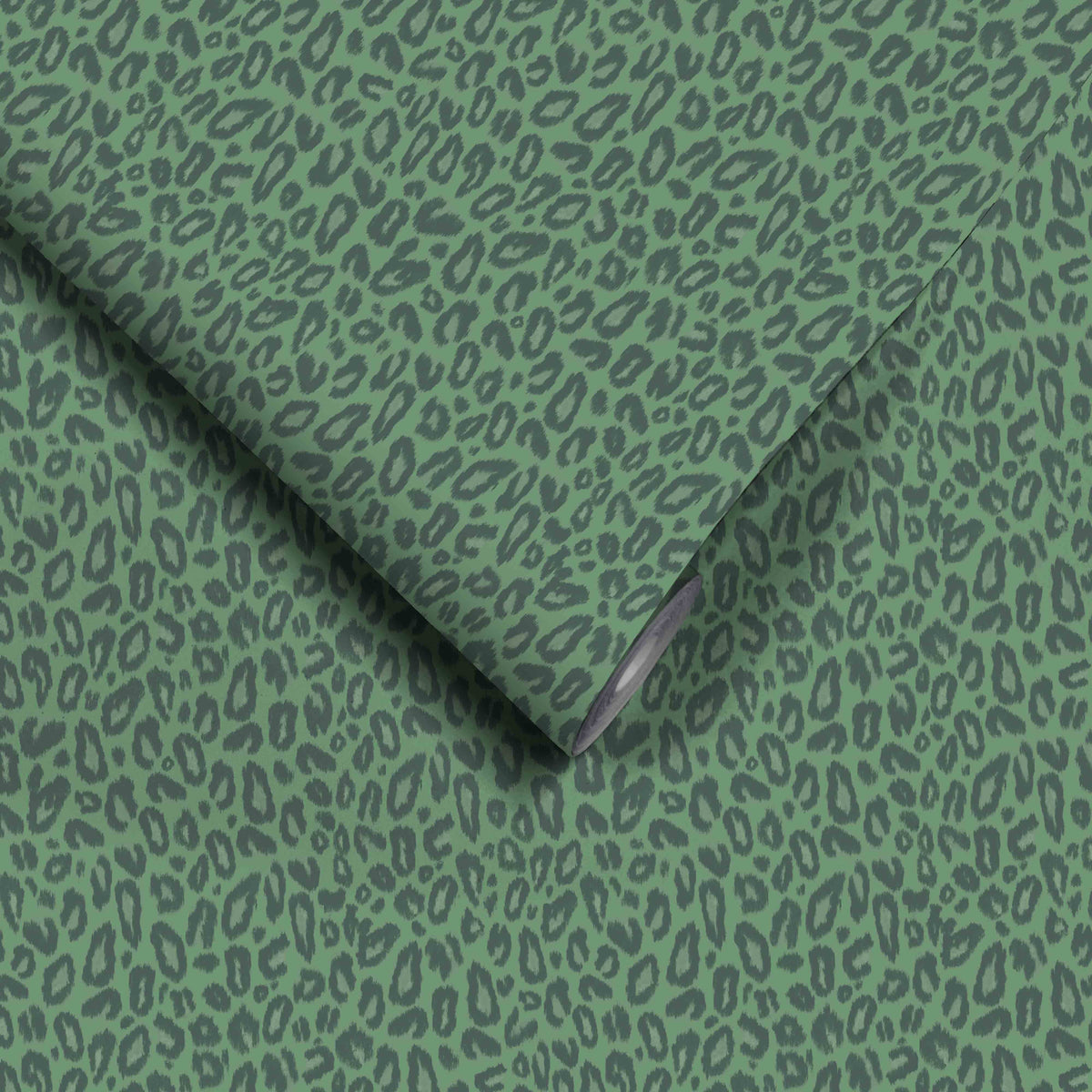 Big Kat Moss wallpaper by Woodchip & Magnolia