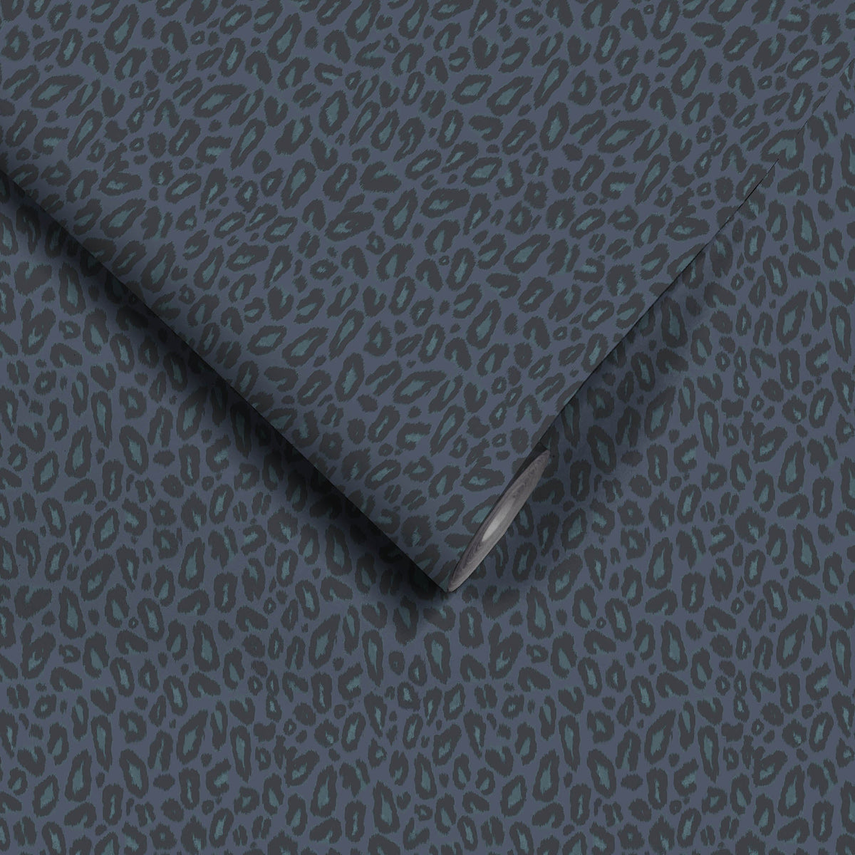 Big Kat Navy wallpaper by Woodchip & Magnolia