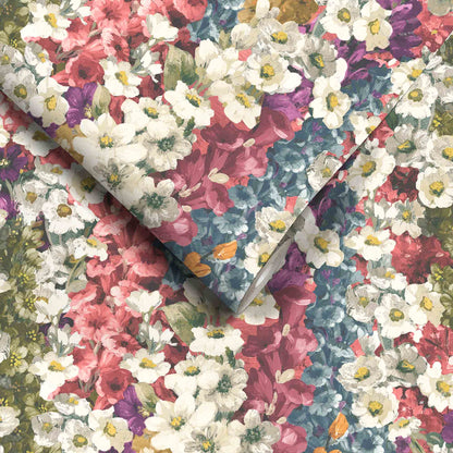 Alcea Moody wallpaper by Woodchip & Magnolia