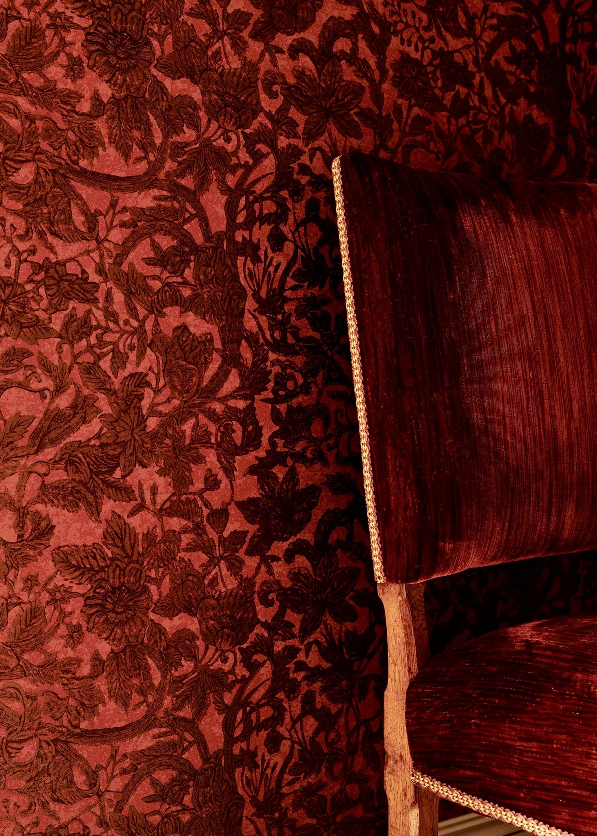Amicia Wallpaper by Watts 1874 in Cochineal
