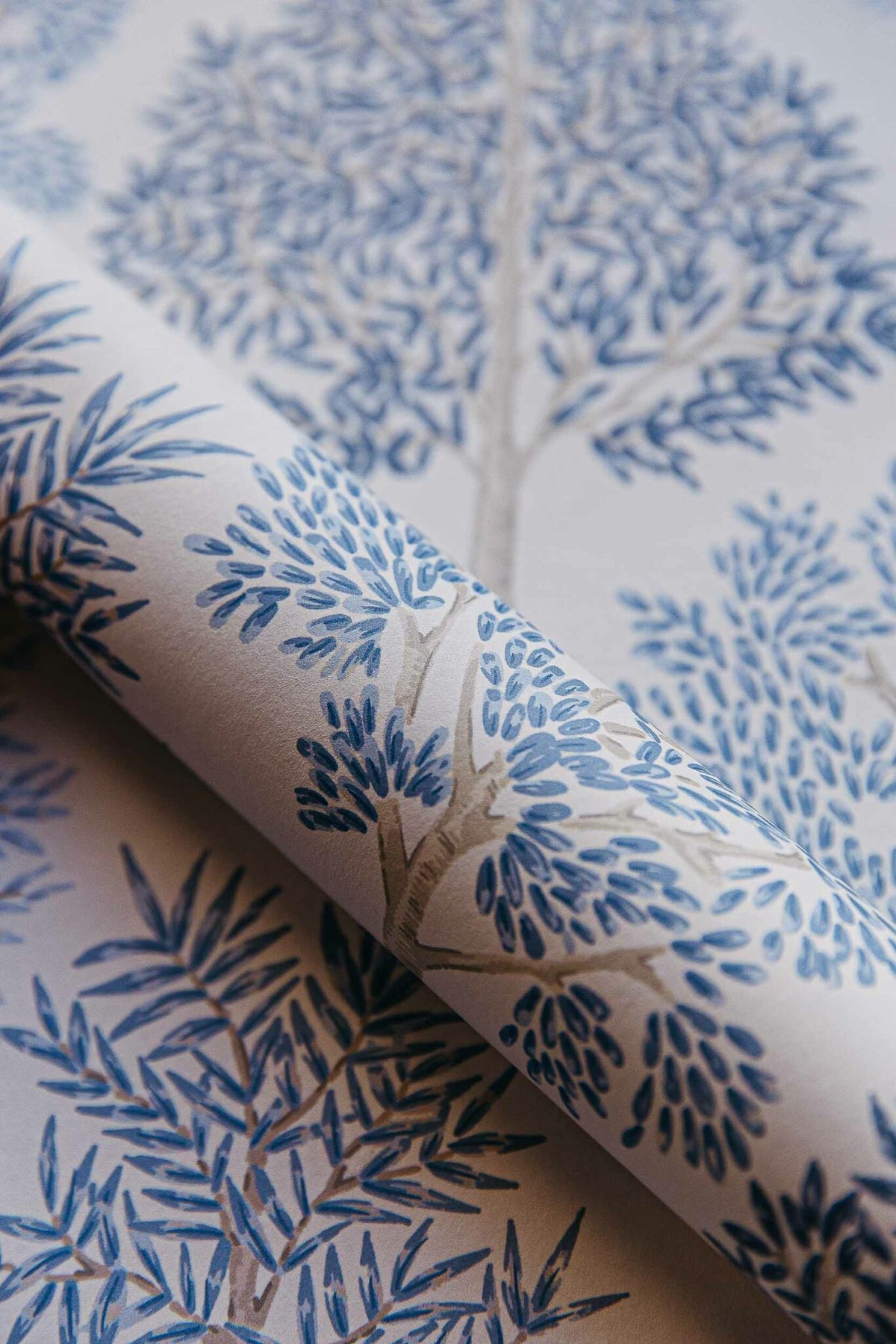Arboleda wallpaper by Coordonné in Bahía, shown in a styled room