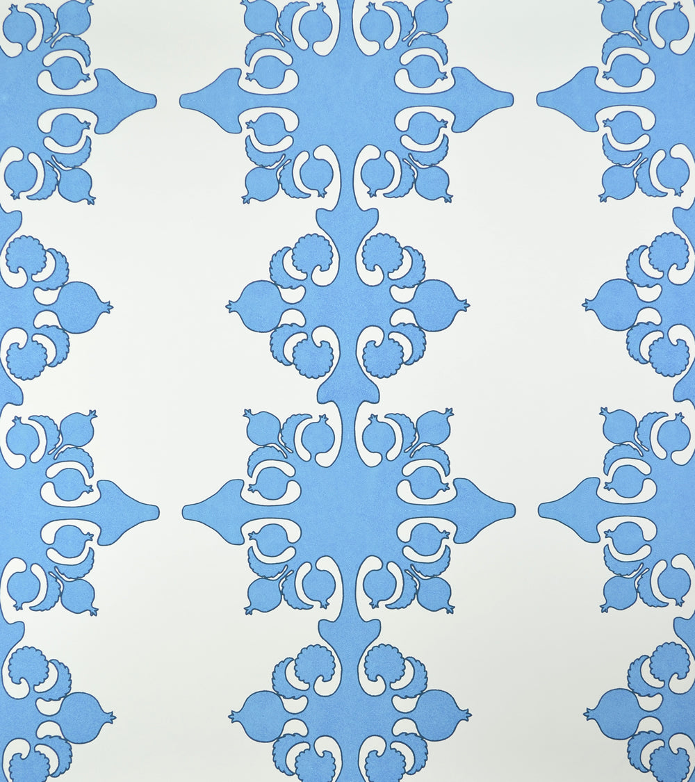 Argentine Medium Blue on Almost White wallpaper by Home Couture