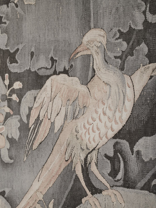 Aristoloche Mural by Watts 1874 in Silver Vodka - Non-Woven Paper