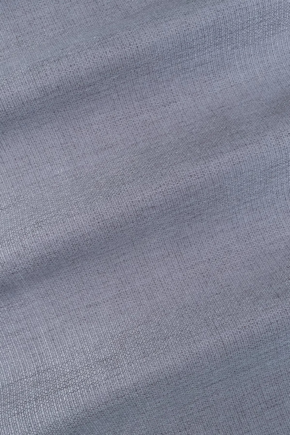 Brilly Fabric by James Malone in Aluminio (602)